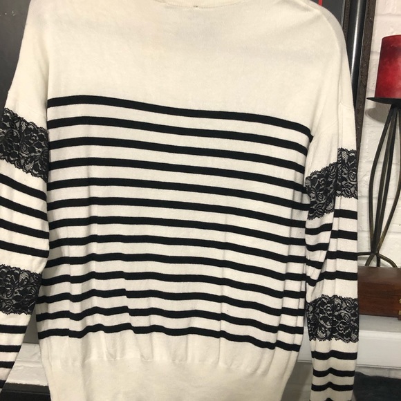 The Limited sweater - Picture 4 of 5